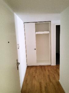 Eingang mit Sicht Reduit