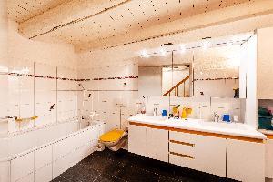 Bad (Seite Badewanne)